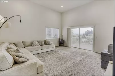 7550 SW Bayberry Dr, Beaverton, OR 97007 - Photo 9