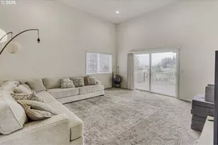 7550 SW Bayberry Dr, Beaverton, OR 97007 - Photo 9