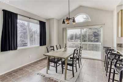 7550 SW Bayberry Dr, Beaverton, OR 97007 - Photo 11