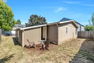 521 NE Mariners Loop, Portland, OR 97211 - Photo 27