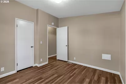 521 NE Mariners Loop, Portland, OR 97211 - Photo 19