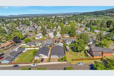 1448 SW 11th St, Dallas, OR 97338 - Photo 41