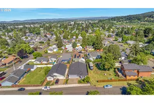1448 SW 11th St, Dallas, OR 97338 - Photo 41