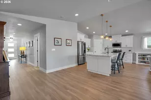 1448 SW 11th St, Dallas, OR 97338 - Photo 5