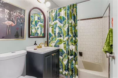 16646 SE Ankeny St, Portland, OR 97233 - Photo 21