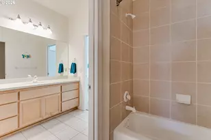 2015 E 43rd Ave, Eugene, OR 97405 - Photo 23