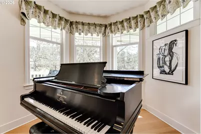 2015 E 43rd Ave, Eugene, OR 97405 - Photo 15