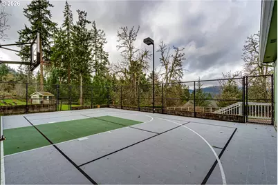 2015 E 43rd Ave, Eugene, OR 97405 - Photo 41