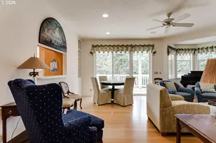 2015 E 43rd Ave, Eugene, OR 97405 - Photo 11