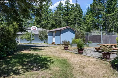 251 Outer Dr, Florence, OR 97439 - Photo 27