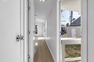 12726 SE Division St, Portland, OR 97236 - Photo 9