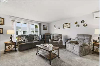 618 NE Fleming Ave, Gresham, OR 97030 - Photo 23