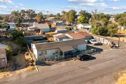 153 W Beech Ave, Hermiston, OR 97838 - Photo 3