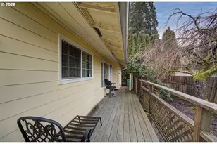 11612 SW 49th Ave, Portland, OR 97219 - Photo 3