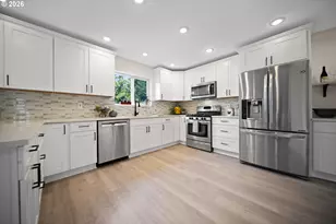 10355 SW Porter St, Portland, OR 97225 - Photo 11