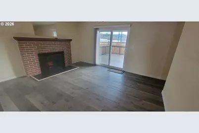 1123 W 2nd St, The Dalles, OR 97058 - Photo 5