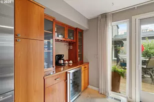 1135 NW Irving St, Portland, OR 97209 - Photo 13