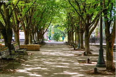 1135 NW Irving St, Portland, OR 97209 - Photo 41