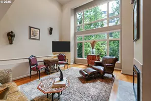 1135 NW Irving St, Portland, OR 97209 - Photo 5