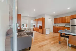 1135 NW Irving St, Portland, OR 97209 - Photo 29