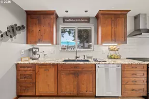 15822 SE Alpenglade Ct, Milwaukie, OR 97267 - Photo 11