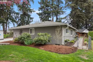 15822 SE Alpenglade Ct, Milwaukie, OR 97267 - Photo 3