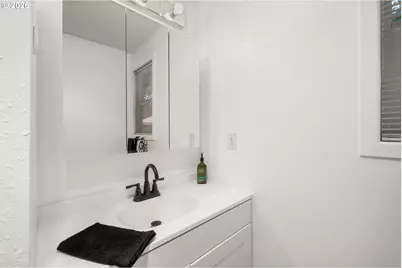 15822 SE Alpenglade Ct, Milwaukie, OR 97267 - Photo 17