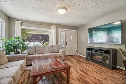 5629 SE Center St, Portland, OR 97206 - Photo 7