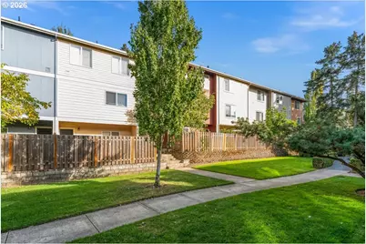 428 NE Patricia Ann Pl, Hillsboro, OR 97006 - Photo 39