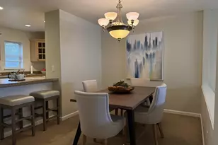 12138 NE Fremont St, Portland, OR 97220 - Photo 3