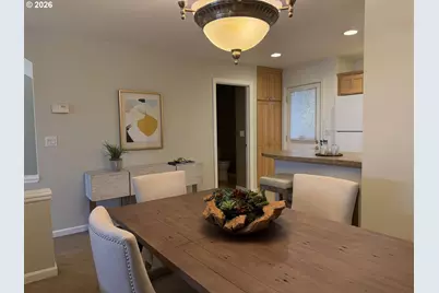 12138 NE Fremont St #18, Portland, OR 97220 - Photo 7