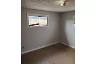 132 NE Sawyers Ln, Roseburg, OR 97470 - Photo 11