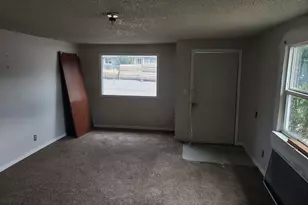 132 NE Sawyers Ln, Roseburg, OR 97470 - Photo 15