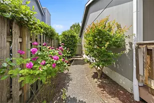 2453 SW Peggy St, McMinnville, OR 97128 - Photo 29