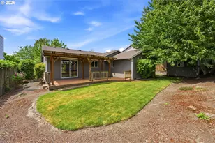 2453 SW Peggy St, McMinnville, OR 97128 - Photo 27