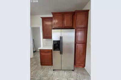 624 Dufur Ave, Maupin, OR 97037 - Photo 13