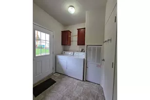 624 Dufur Ave, Maupin, OR 97037 - Photo 29