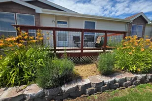 624 Dufur Ave, Maupin, OR 97037 - Photo 33