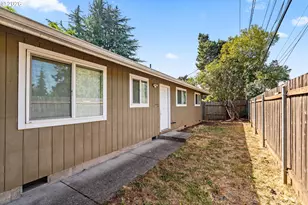 2702 Tomahawk Ln, Eugene, OR 97401 - Photo 3