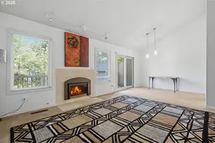 9814 SW Quail Post Rd, Portland, OR 97219 - Photo 5