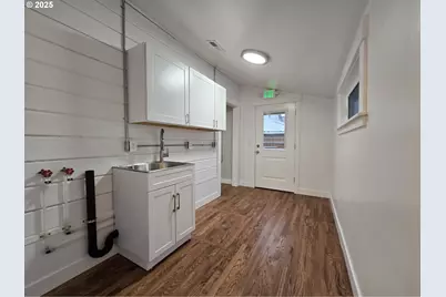 145 SW 4th St, Hermiston, OR 97838 - Photo 17