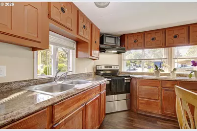 3921 E Fourth Plain Blvd #45, Vancouver, WA 98661 - Photo 13