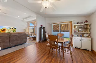 714 St James Pl, Molalla, OR 97038 - Photo 17