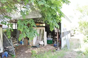 70822 SW Douglas Dr, Pendleton, OR 97801 - Photo 7
