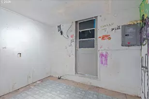 1035 SW 15th St, Lincoln City, OR 97367 - Photo 35