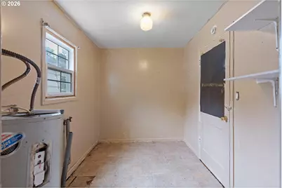 1035 SW 15th St, Lincoln City, OR 97367 - Photo 33