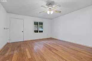 1035 SW 15th St, Lincoln City, OR 97367 - Photo 9