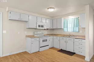 1826 22nd St, Myrtle Point, OR 97458 - Photo 17