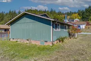1826 22nd St, Myrtle Point, OR 97458 - Photo 9