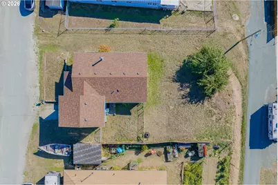 1826 22nd St, Myrtle Point, OR 97458 - Photo 11
